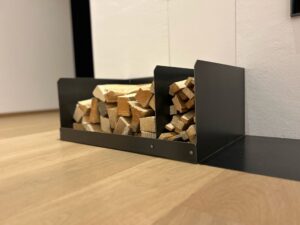 Holzablage aus Metall Seitenansicht